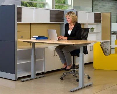 5 Reasons to Convert Your Office to Sit-Stand Desks